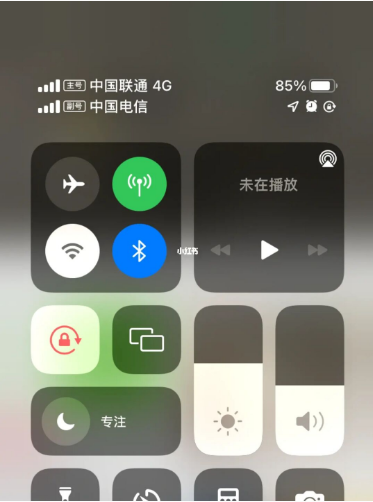 会宁苹果手机维修分享iPhone双卡信号解决办法 